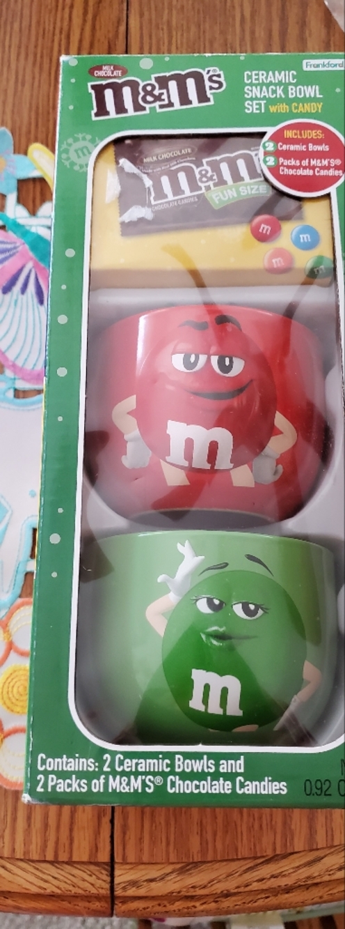 M&M'S Ceramic Snack Bowls - Red & Green Characters